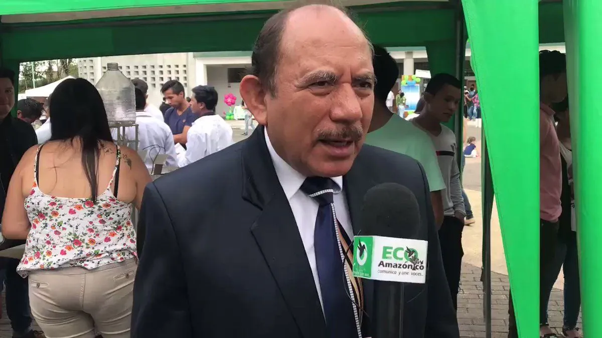 CHICHO ROBA PERO HACE OBRA por: Edgar Acuña