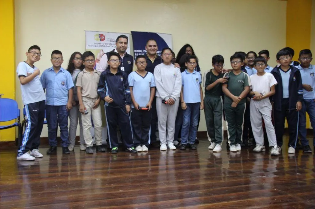 MSP entrega 190 lentes a estudiantes