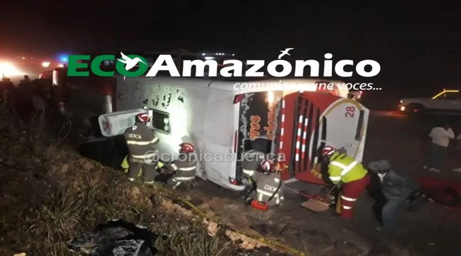 Varios muertos se registran en el fatal accidente de tránsito en la vía Cuenca – Loja