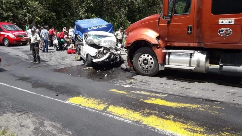 Fatal accidente en Baños deja varios heridos