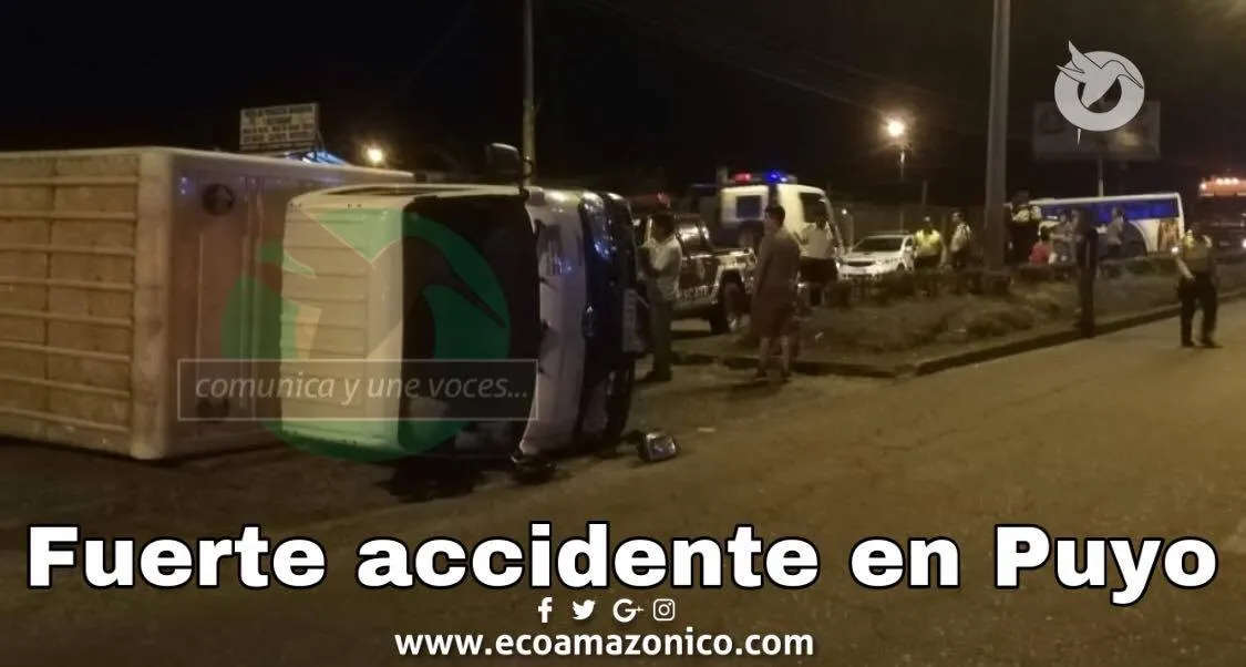 Accidente entre dos vehículos en Puyo