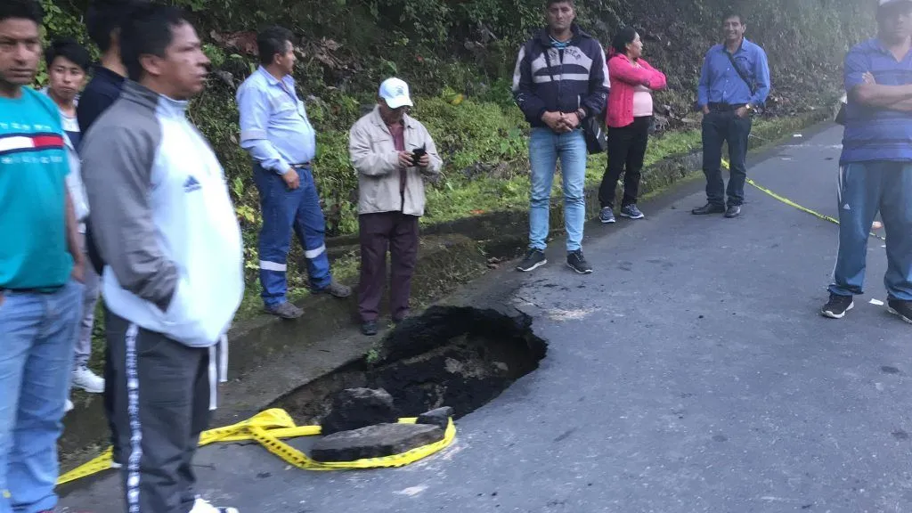 Socavón en el Kilo