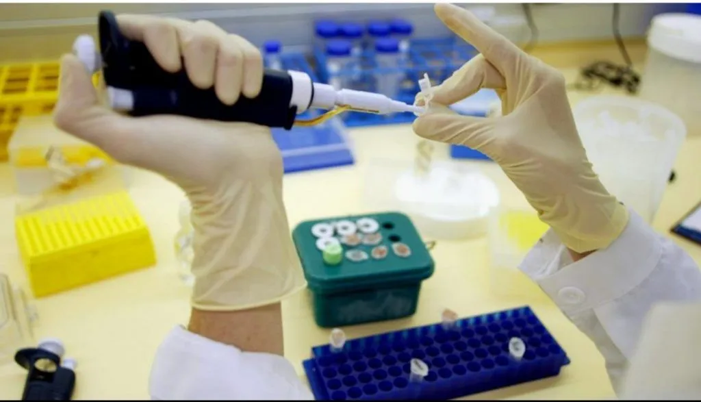 Toshiba crea un sistema para detectar cáncer con una sola gota de sangre