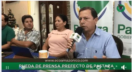 Prefecto entrega anticipos por mantenimiento vial
