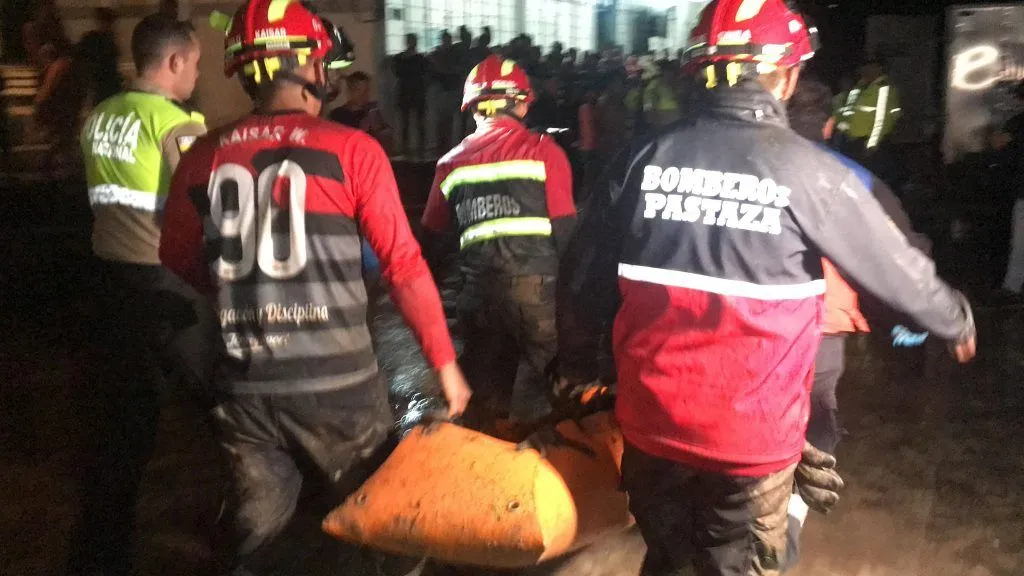 Representante de "AROK" agradece la ayuda de los Bomberos y Comuneros