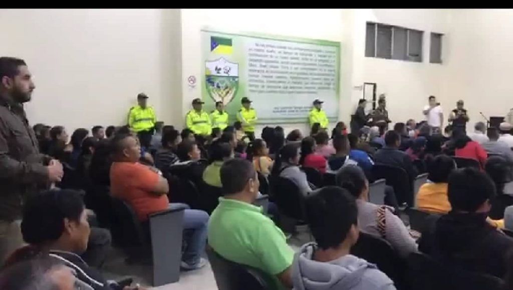 Plantón en Mera en contra del alcalde Guidmon Tamayo