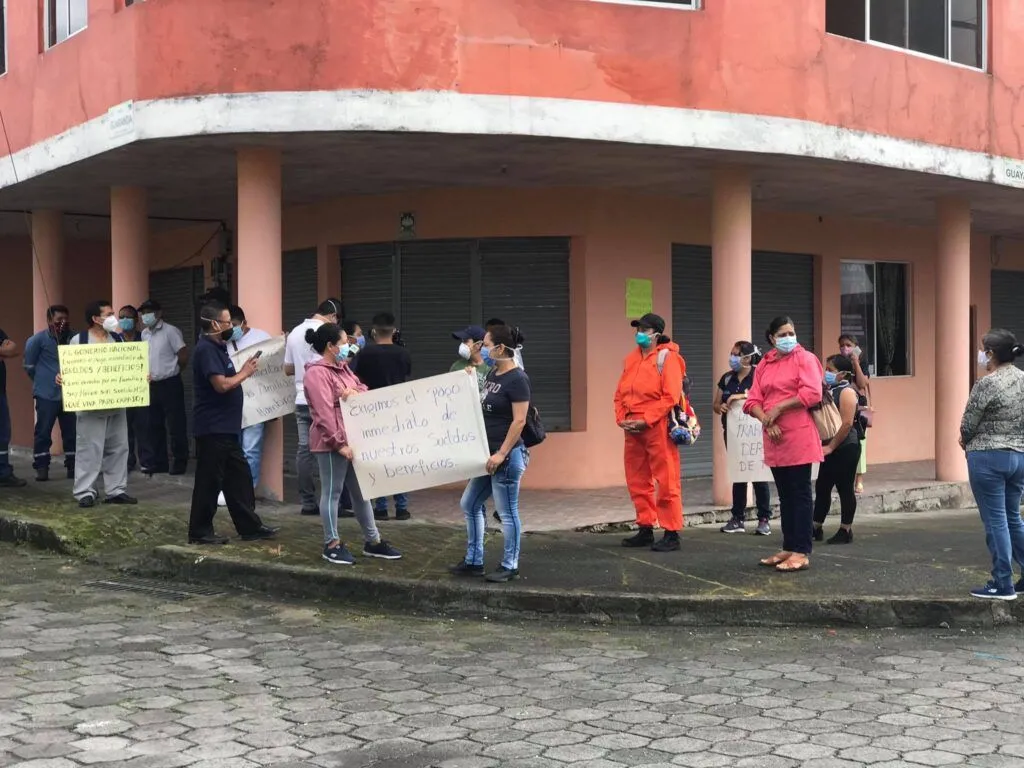 Marchas por falta de pagos a personal de la Salud en Pastaza