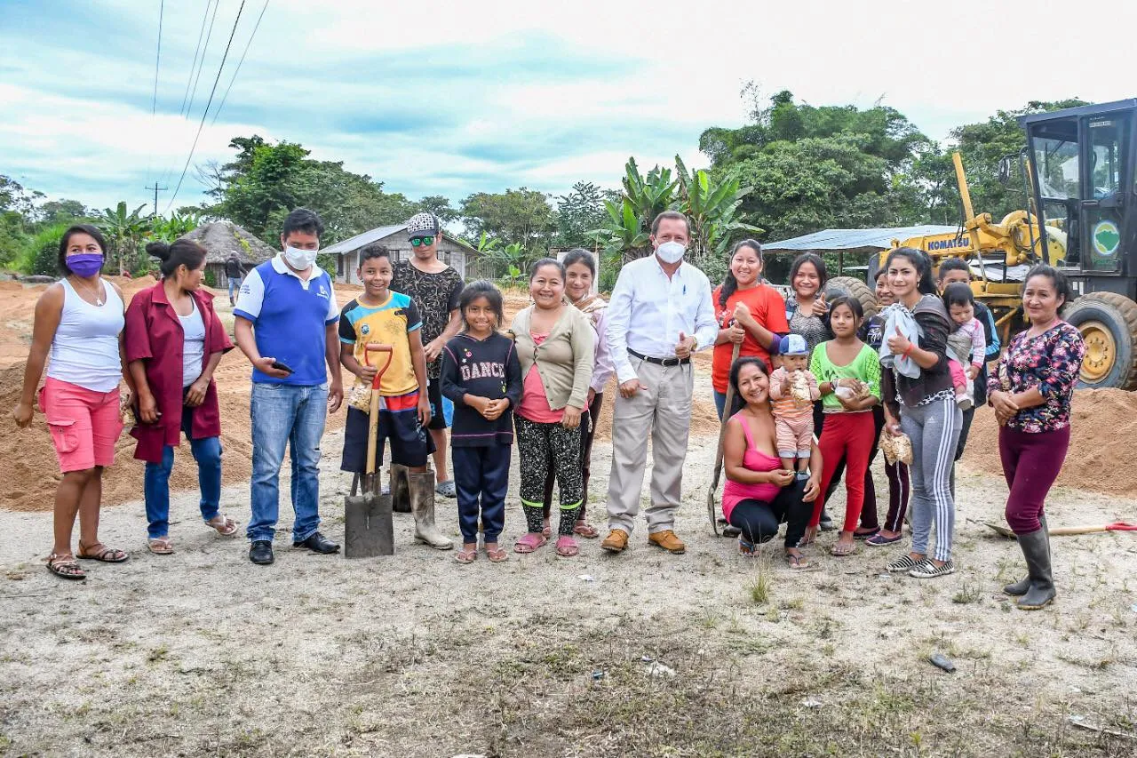 Con éxito se desarrolló la minga en la Parroquia Madre Tierra