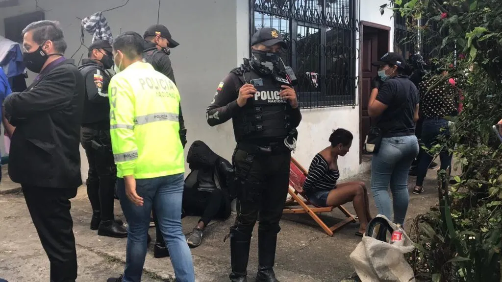 8 detenidos en operativo policial antidrogas en Puyo