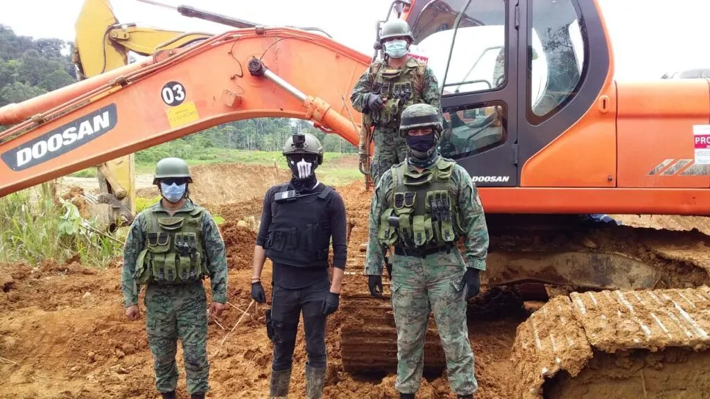 Operativos en contra de la minería ilegal en Napo y Morona Santiago