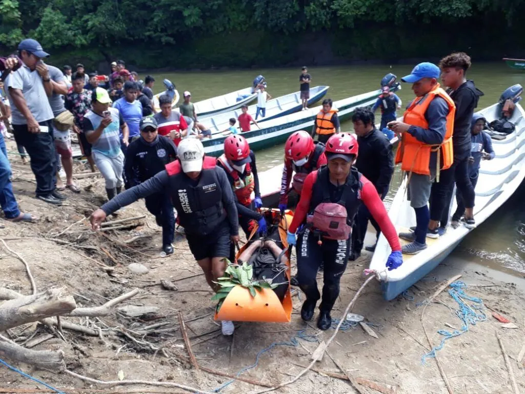 Rescatan al cuerpo de un joven ahogado en Copataza