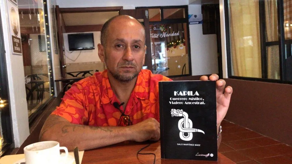 Galo Martinez Báez, escribió un nuevo libro llamado “KAPILA”