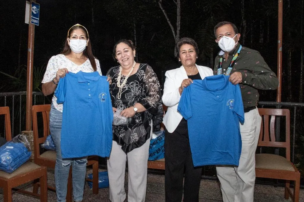 FUNDACIÓN HOLA VIDA NOMBRÓ SOCIO HONORÍFICO AL PREFECTO DE PASTAZA