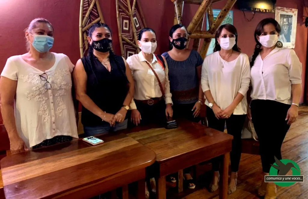 Comerciantes promueven el ornato en el centro de Puyo