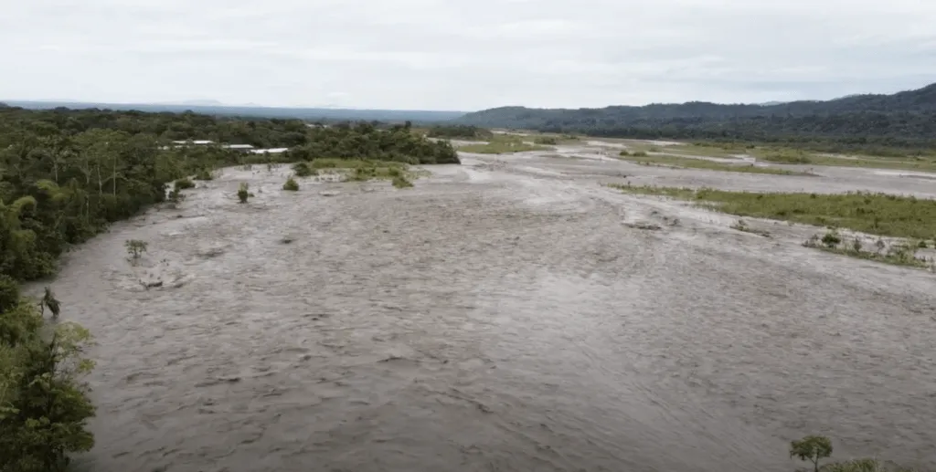 Río Pastaza en alerta