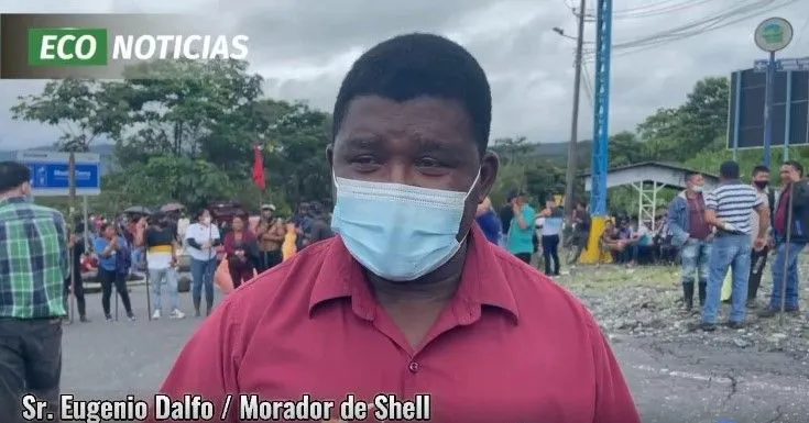 CON EL SR. EUGENIO DALFO, MORADOR DE SHELL