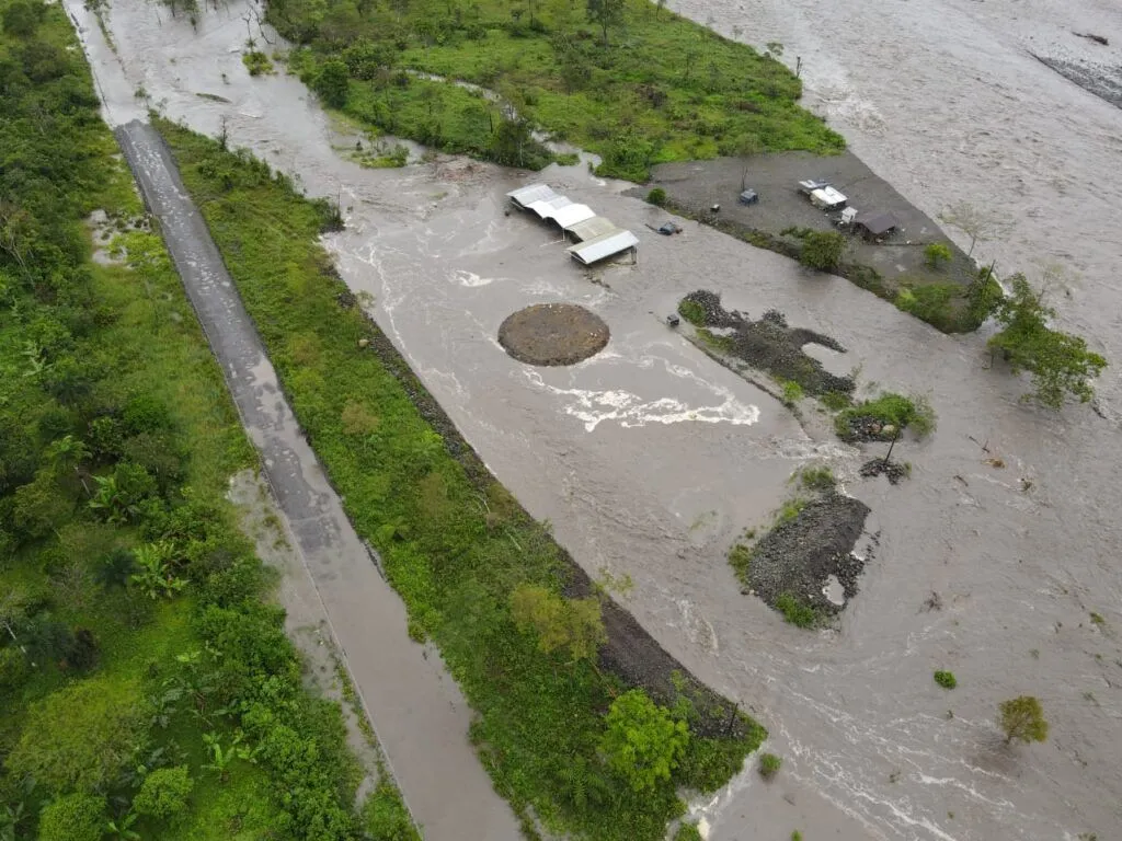 Afectaciones por la crecida del río Pastaza