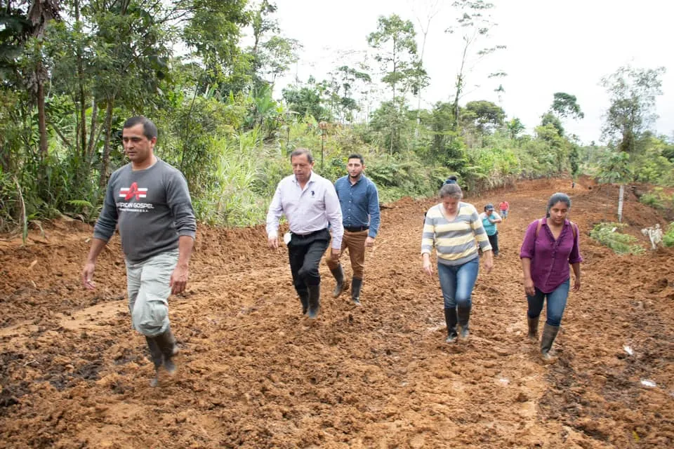 Prefecto constató trabajos de desbanque en la Colonia 17 de Abril