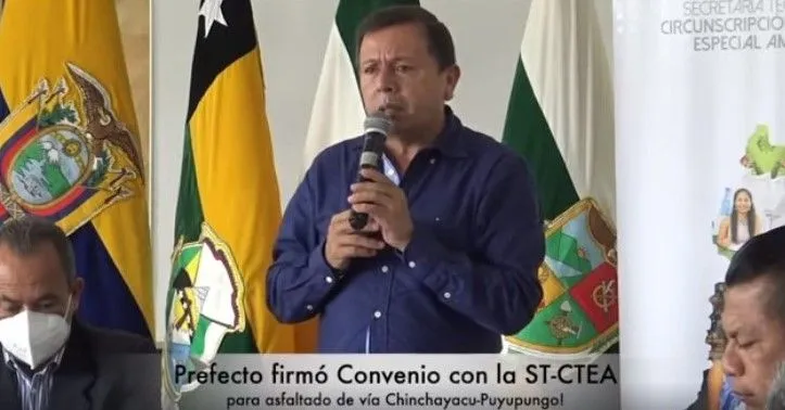 ¡Prefecto firmó Convenio con la ST-CTEA!