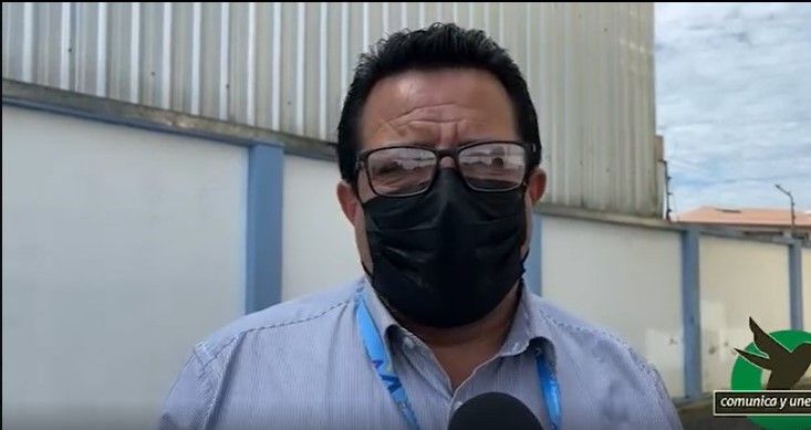 Fredy Zambrano en su fin de gestión en la Dirección de educación en Pastaza