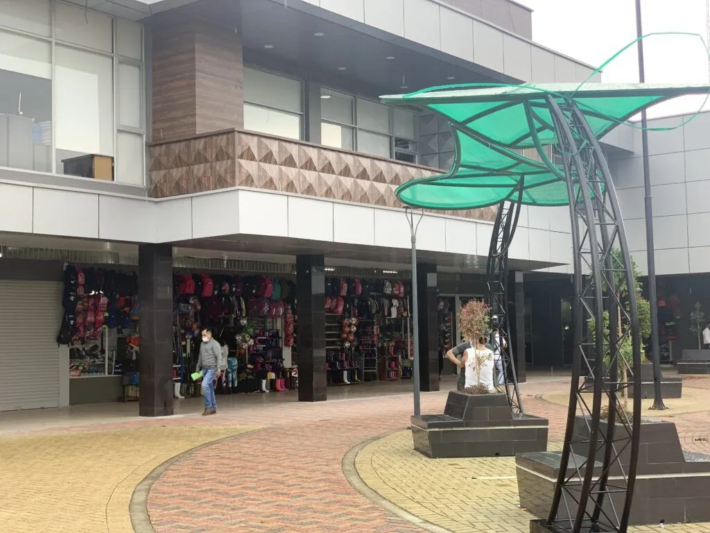 Remodelación de las Plazas y Municipio