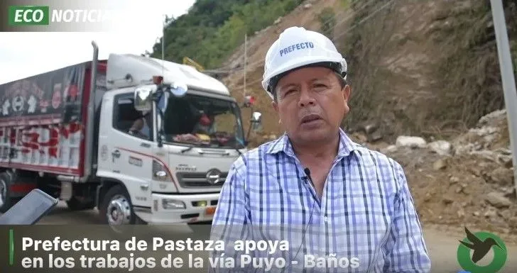 Prefectura apoya en los trabajos de la vía Puyo-Baños