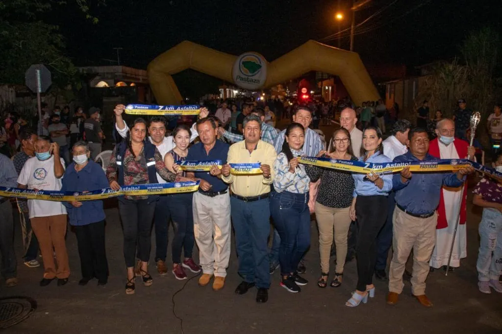 Se Inaugura el asfalto de 7 Km en el cantón Santa Clara