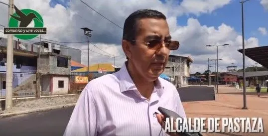 Alcalde constató asfaltado de la calle Pastaza