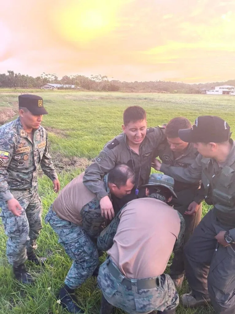 Sobreviven de milagro de accidente aéreo en Lorocachi