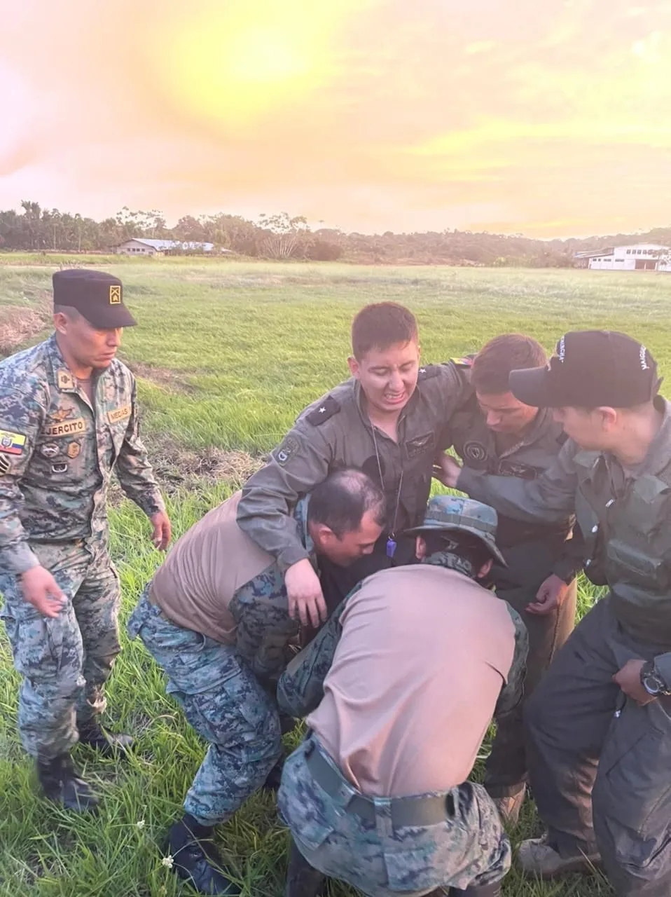 Sobreviven de milagro de accidente aéreo en Lorocachi
