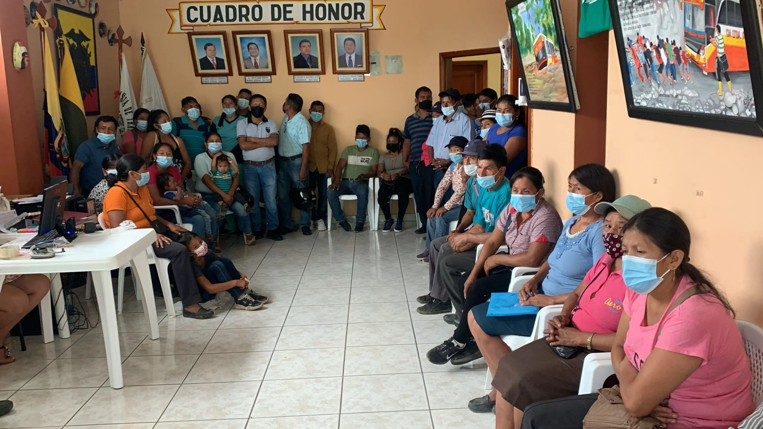Ciudadanos preocupados por subida de precios en los pasajes de la Río Tigre