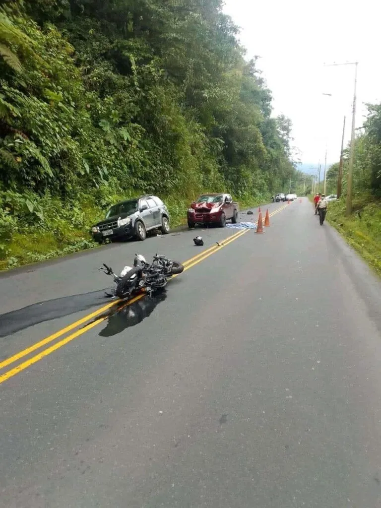 Accidente en la vía Baños Puyo , deja una persona fallecida