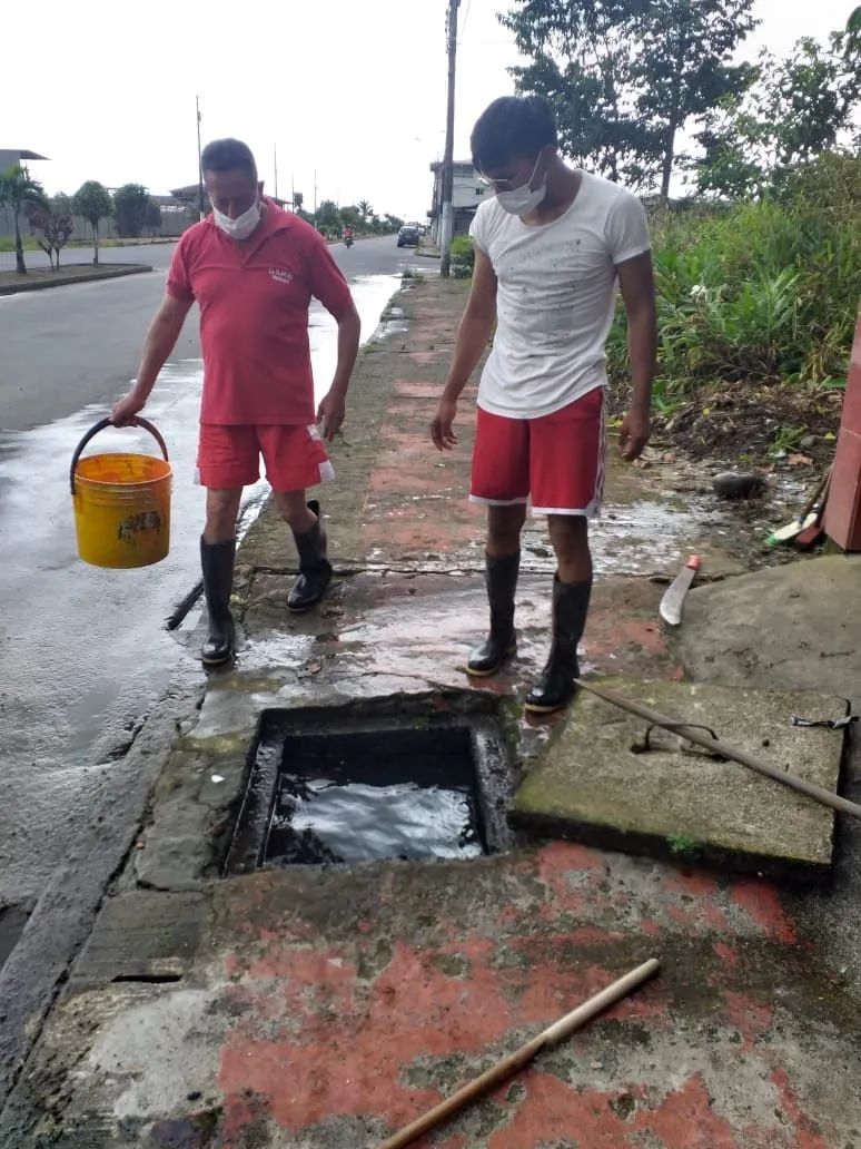 Piden al GAD de Mera el arreglo de una alcantarilla taponada desde hace un mes