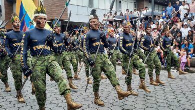 Desfile Cívico Militar en Puyo