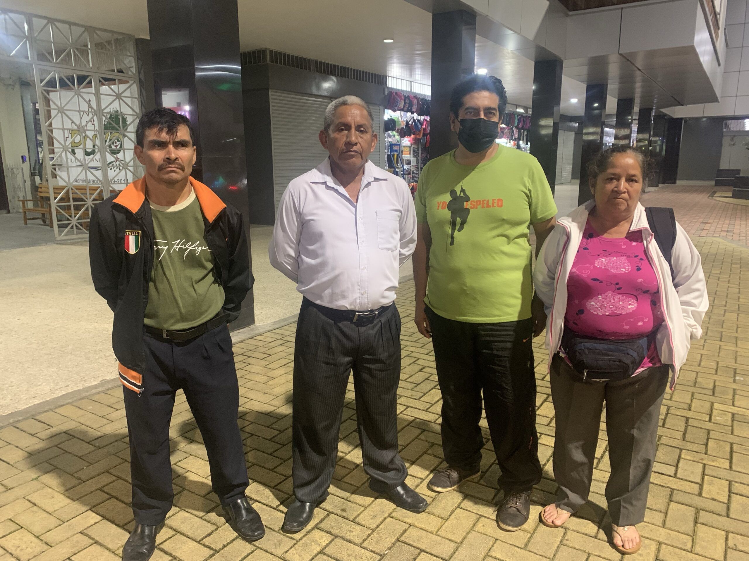 Réplica: Invasiones en Shell