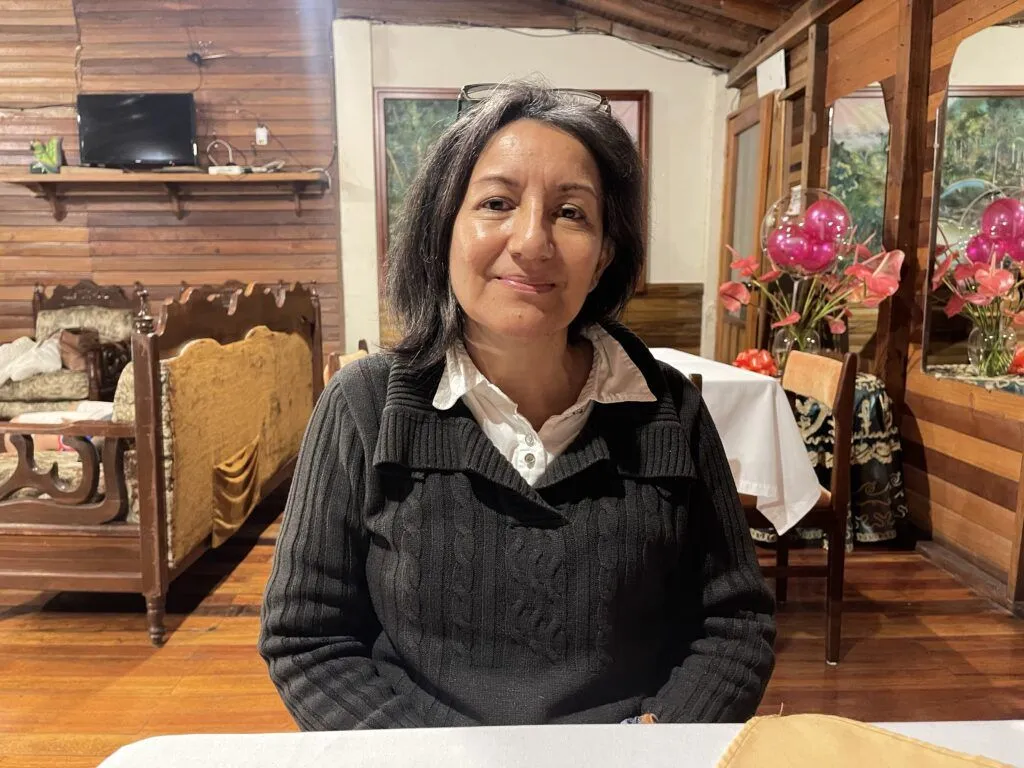 Se entrega firmas para paralizar el puente de más de 3 millones que quiere construir el Alcalde de Mera