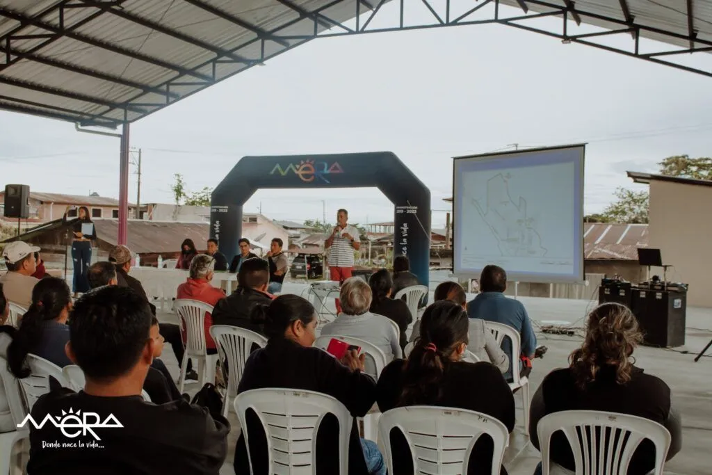 Al fin del GAD de Mera socializó el puente de Shell