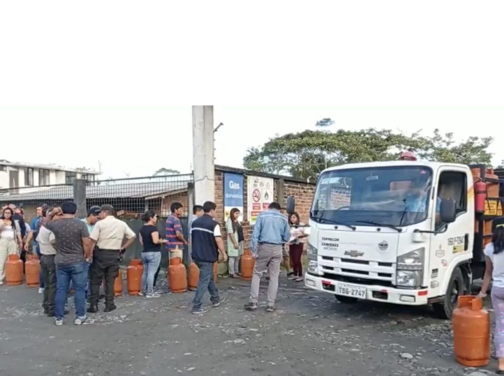 Operativo en distribuidora de gas en Puyo