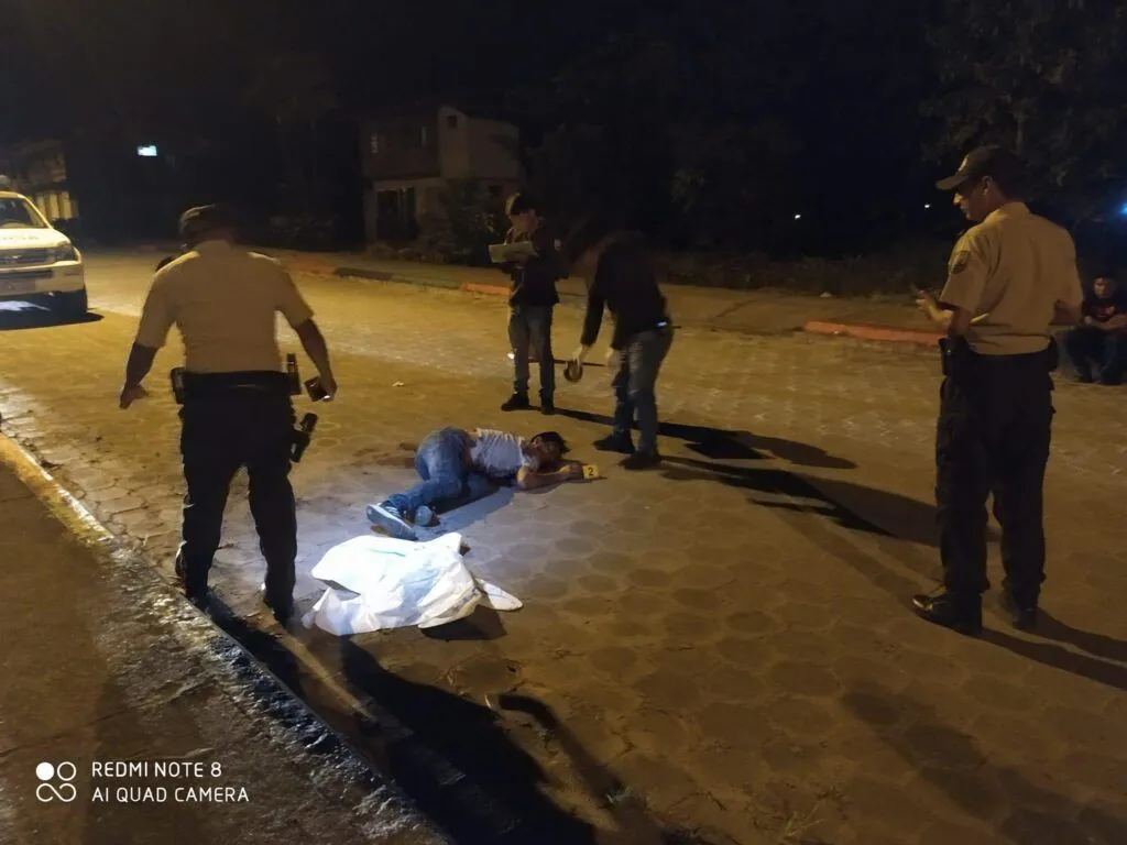 Una persona fue asesinada en el Cantón Arajuno. 
