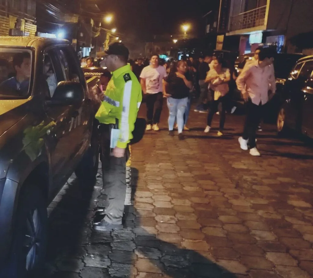 6 detenidos por conducir en estado etílico en operativos policiales en el barrio Obrero