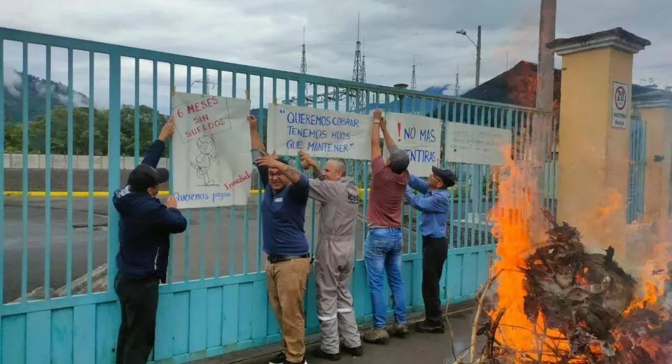 Trabajadores de ICSSE CIA. LTDA piden que se les pague