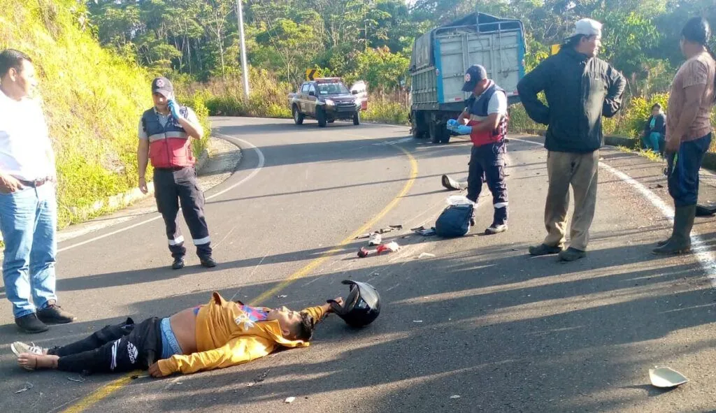 Motociclista falleció en la vía Arajuno Puyo