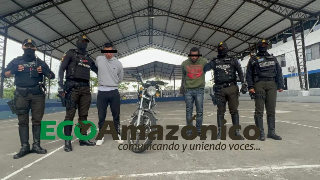Dos detenidos por presunto robo en moto en Puyo