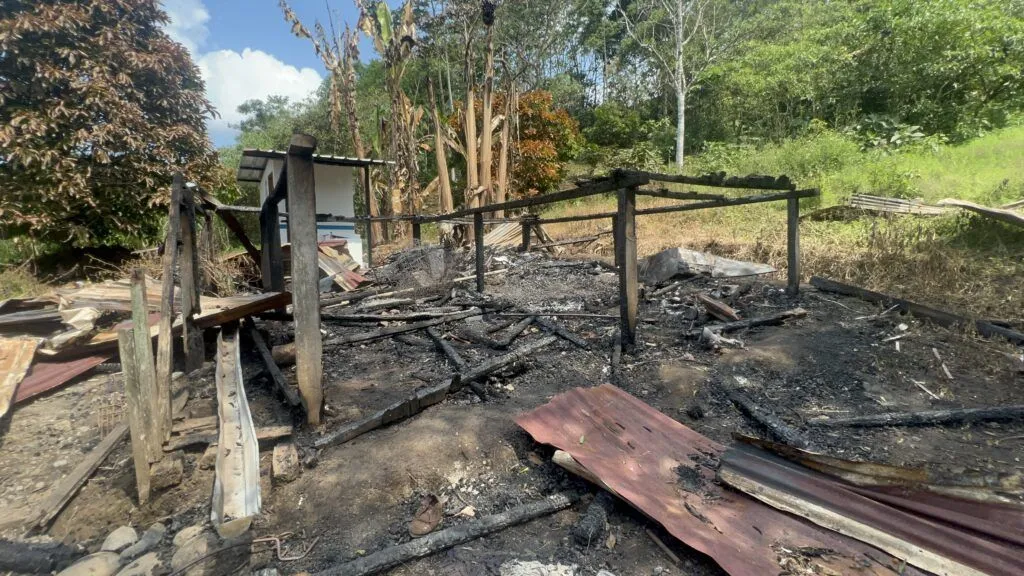 Incendian dos viviendas en Cajabamba 1 - Santa Clara