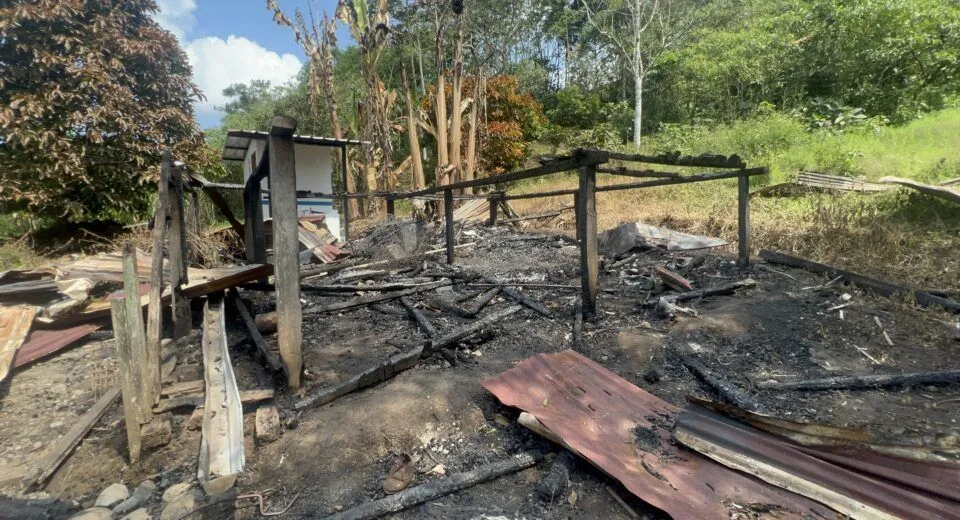 Incendian dos viviendas en Cajabamba 1 - Santa Clara