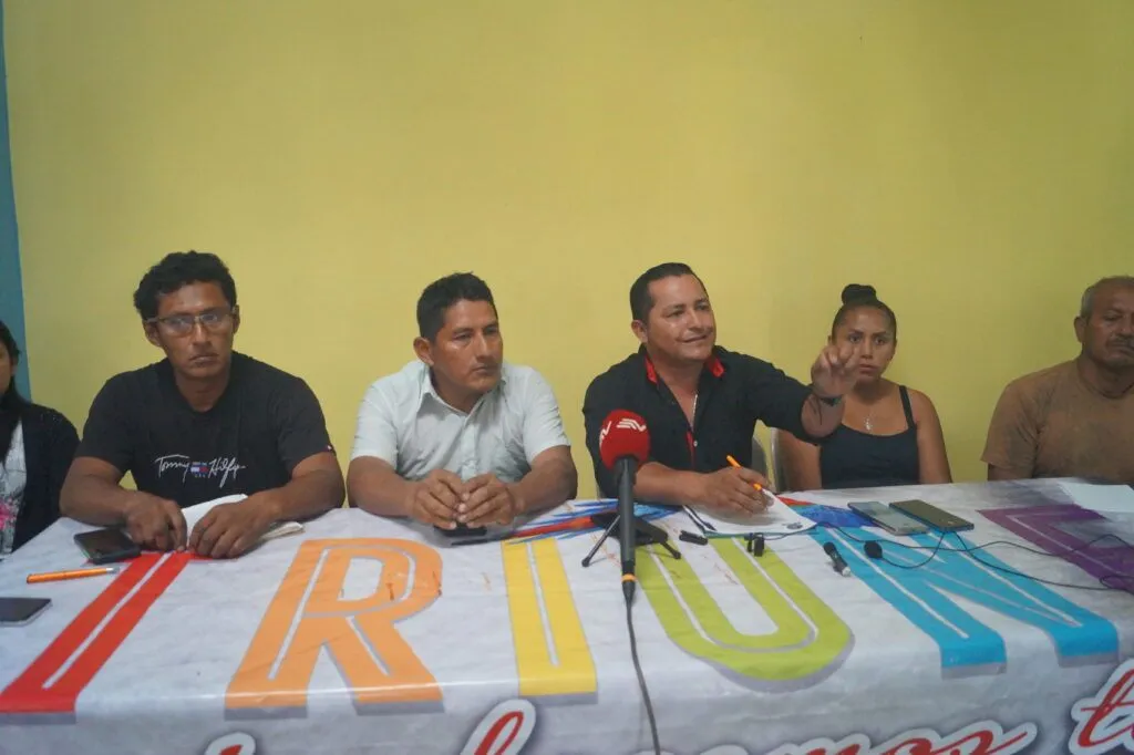Derrame de pretróleo en la parroquia el Triunfo causa conmoción en las comunidades