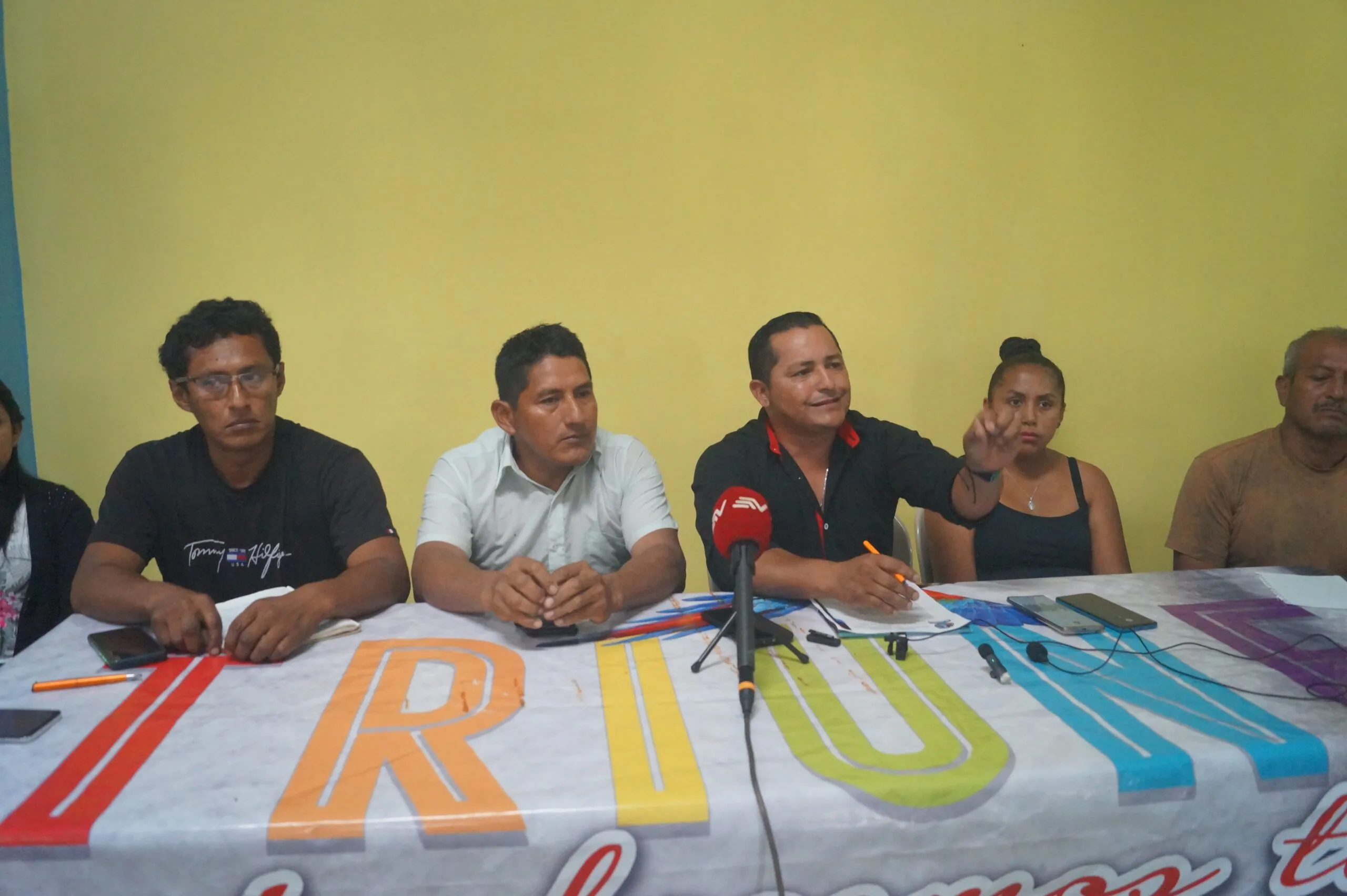 Derrame de pretróleo en la parroquia el Triunfo causa conmoción en las comunidades