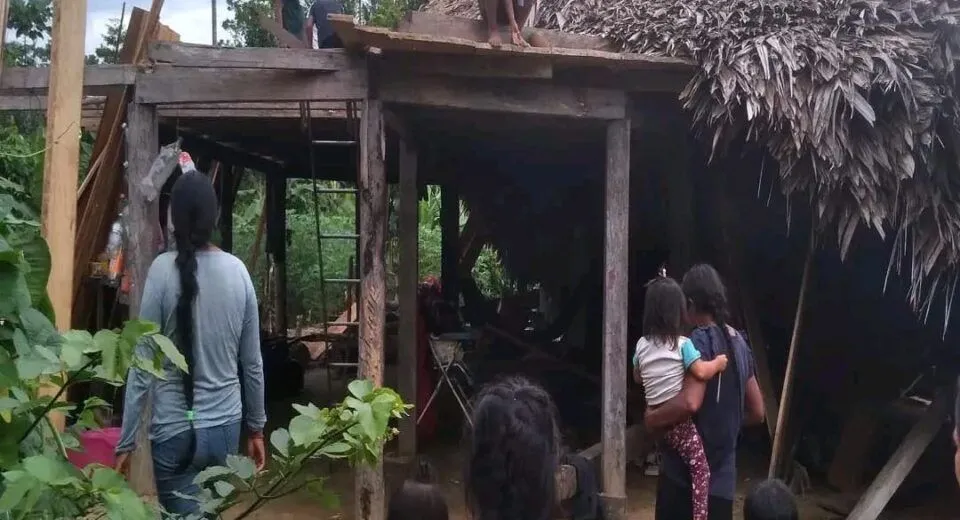 Familia afectada por fuertes vientos en Yana Yaku