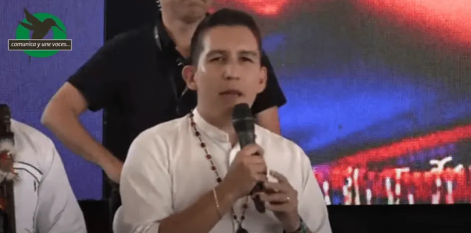 Prefecto en la visita del Presidente Noboa